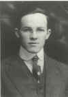 Earle-c1912.jpg (47610 bytes)